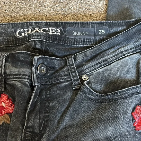 Grace Black Skinny Jeans with Red Floral Embroidery - Picture 3 of 4